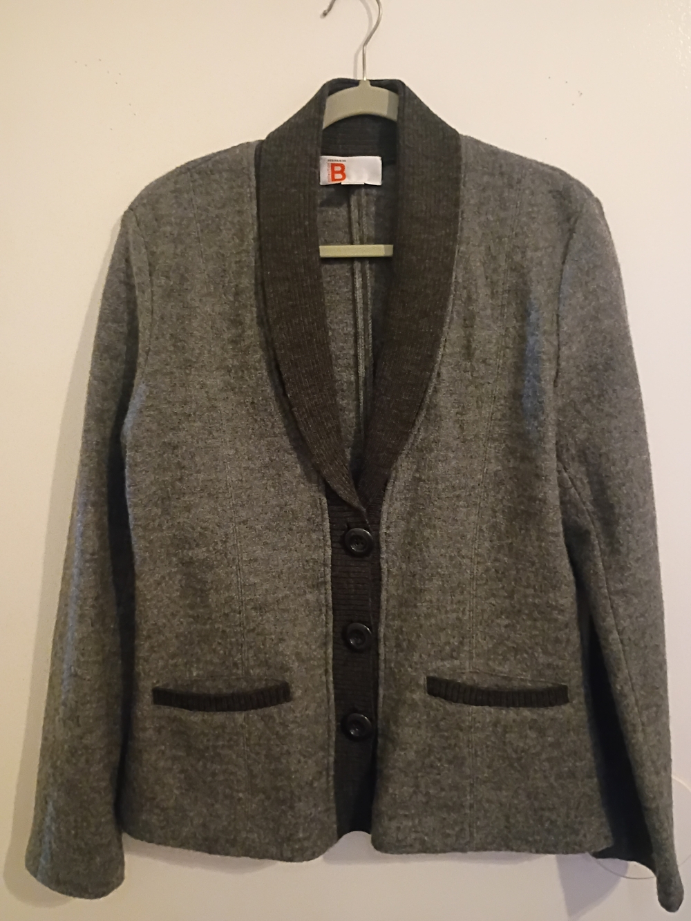 Bernardo Grey Women's Shawl-Collar Cardigan Jacket with Dark Trim Wool Sz M